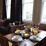 Quebecs Luxury 公寓式酒店 5*