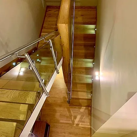 Quebecs Luxury Aparthotel 5*