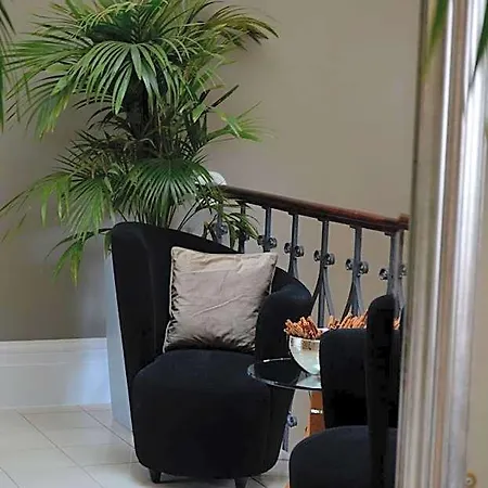 Quebecs Luxury Aparthotel