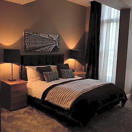 Quebecs Luxury