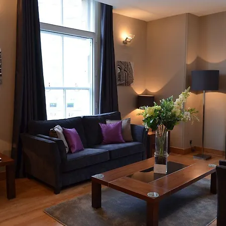 Quebecs Luxury ليدز