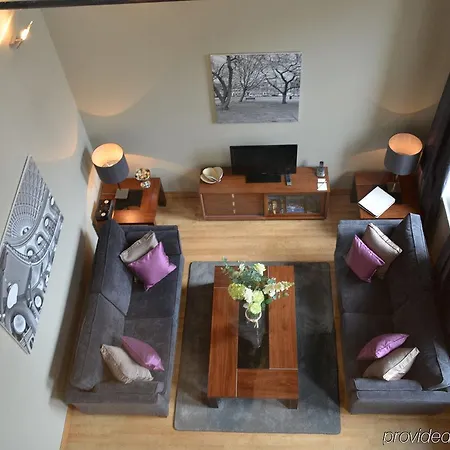 Quebecs Luxury Aparthotel Leeds (West Yorkshire)