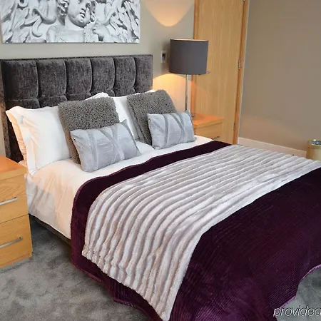 Quebecs Luxury Apartmanhotel 5*