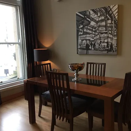 Quebecs Luxury Aparthotel 5*