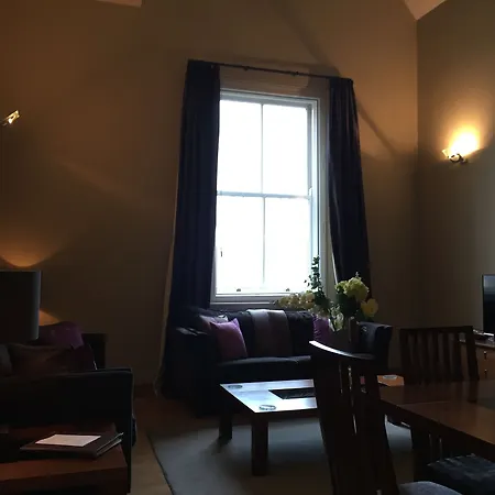 Quebecs Luxury Aparthotel 5*