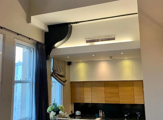 Quebecs Luxury Апарт-готель