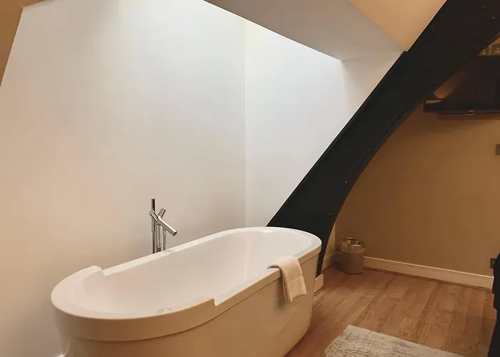 Quebecs Luxury Apart-hotel Leeds (West Yorkshire)