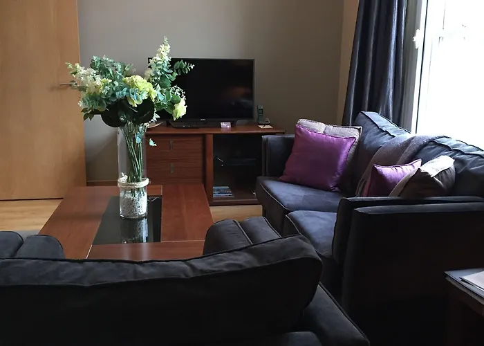 Quebecs Luxury Apart-hotel Leeds (West Yorkshire)